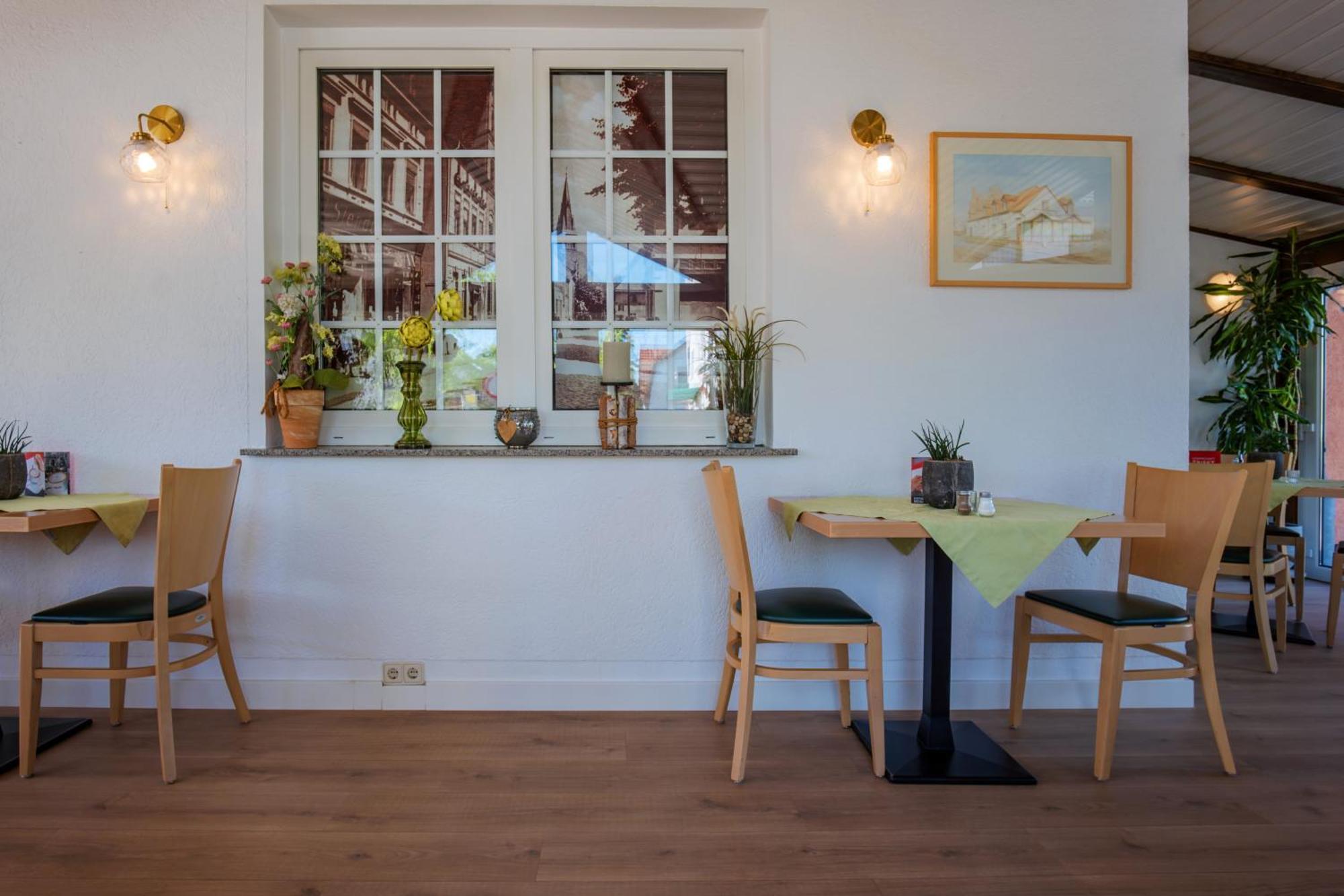 Restaurant & Hotel Storchenklause ชตอร์โคว์ ภายนอก รูปภาพ