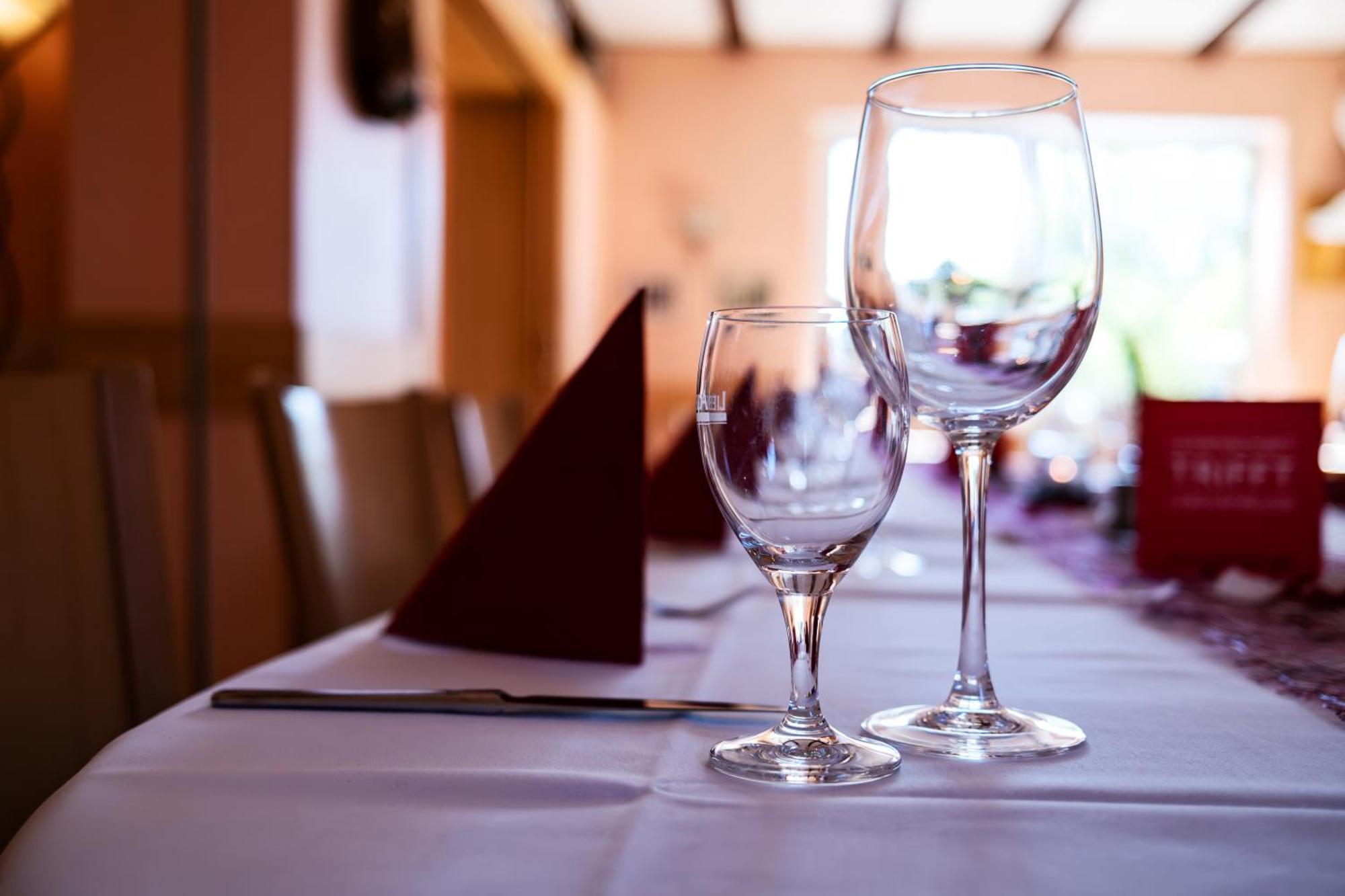 Restaurant & Hotel Storchenklause ชตอร์โคว์ ภายนอก รูปภาพ